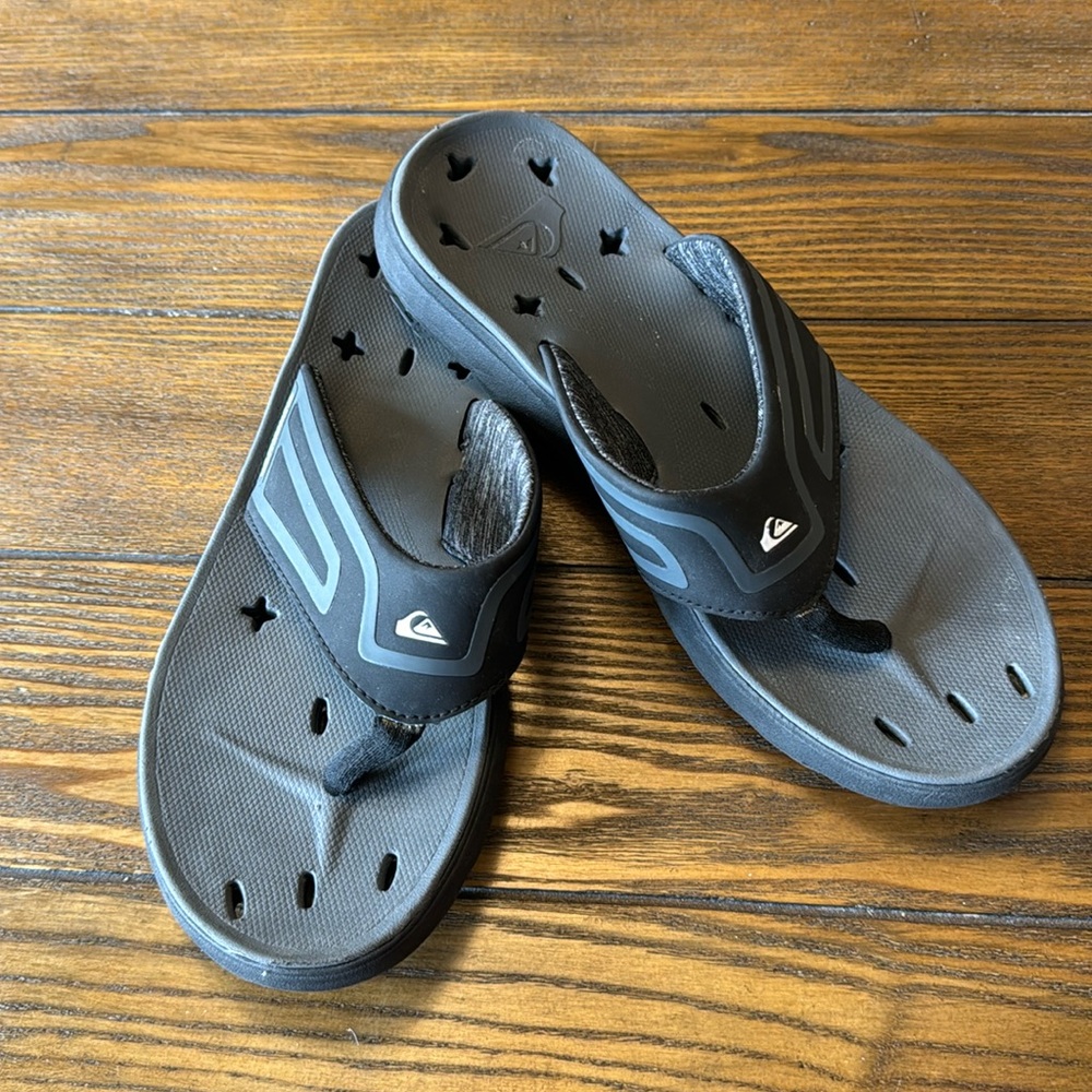 Quiksilver Men’s Michelin Flip Flops - Size 10
